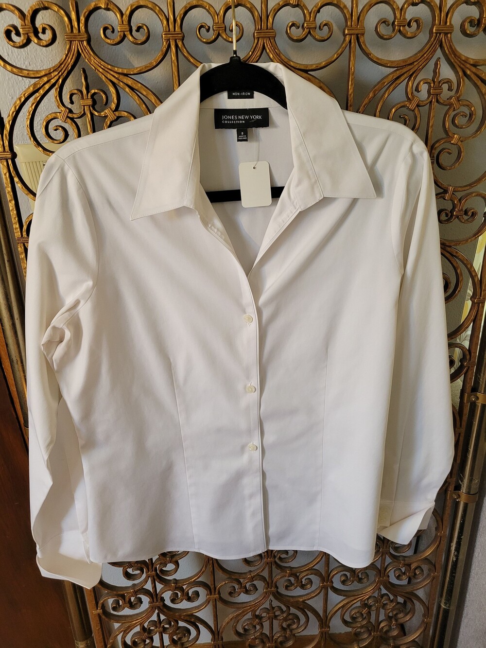 Jones New York Collection White Button-Up Shirt Size 8